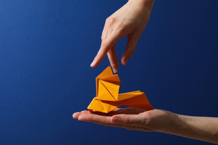 Mastering Modular Origami: Tips for Creating Intricate Sculptures